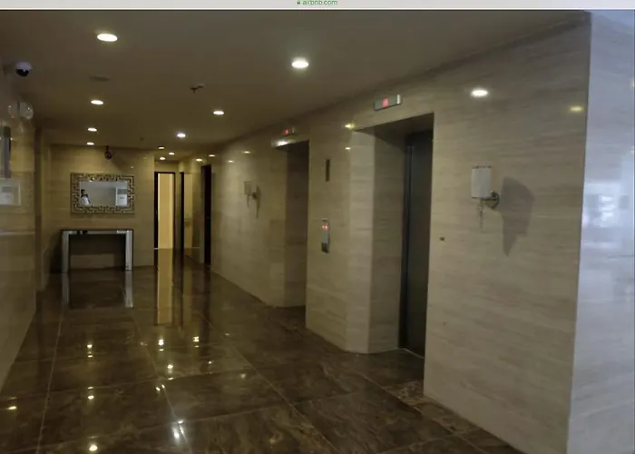 Elegantly Furnished 2 Bedroom Grand Residences Aparthotel *